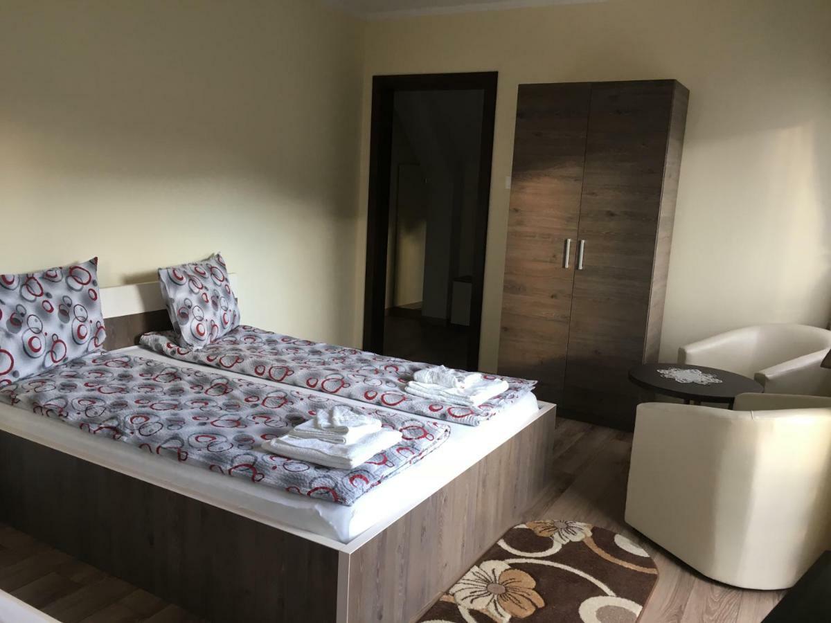 프라이드 Farkas Panzio B&B 외부 사진